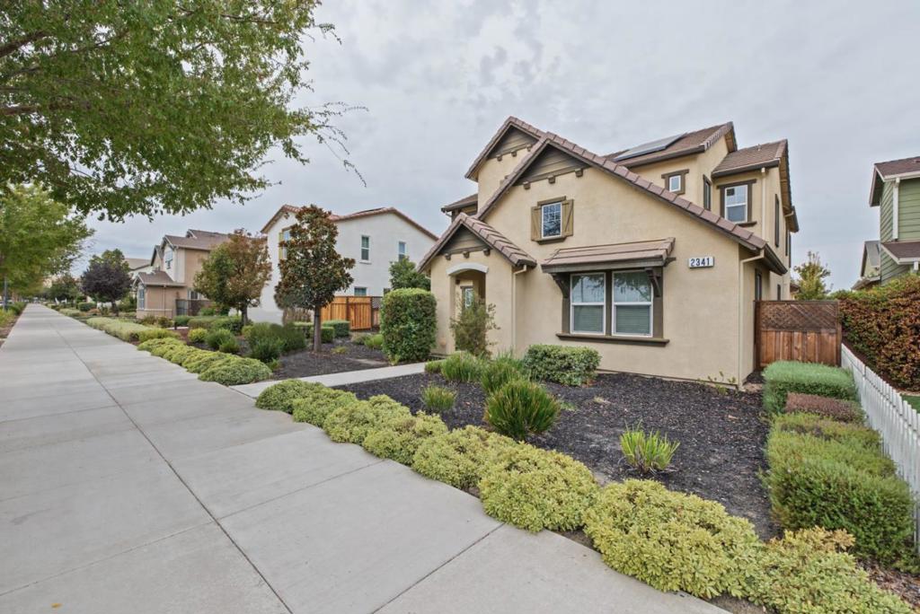 2341 Ellis Town Drive