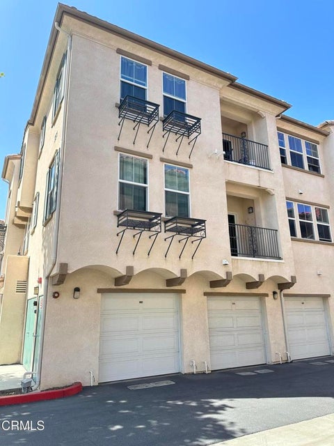 Photo of 351 Riverpark BLVD #301, Oxnard, CA 93036 (MLS # V1-37318)