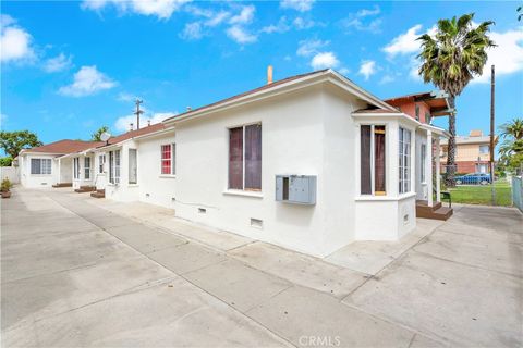 1629 Cedar Ave Long Beach CA 90813