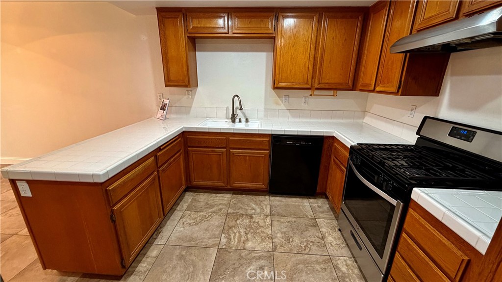 Diamond Head (DMHD) - Residential