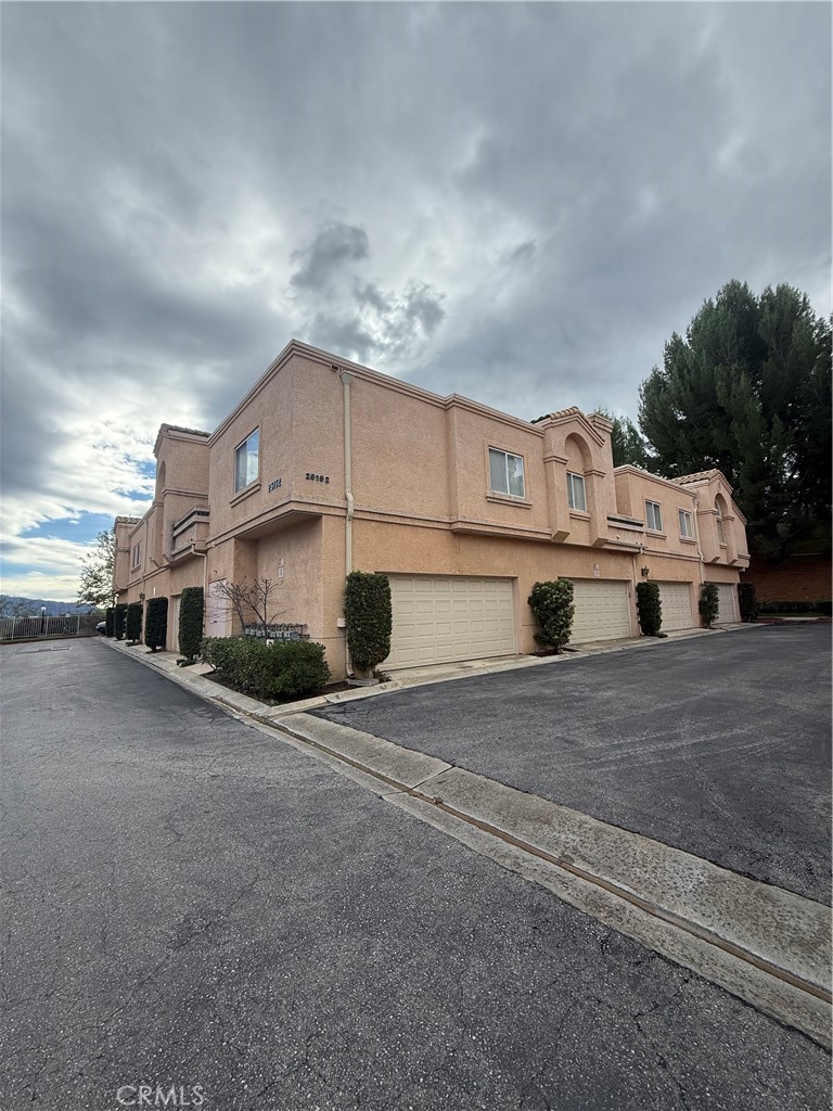 Diamond Head (DMHD) - Residential