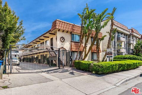 4436 Woodman Avenue Sherman Oaks CA 91423
