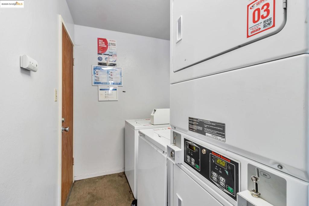 BERKELEY CENTRAL - Residential Income