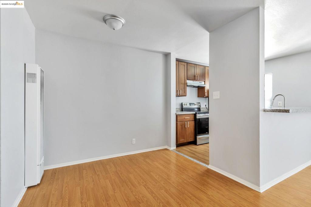 BERKELEY CENTRAL - Residential Income