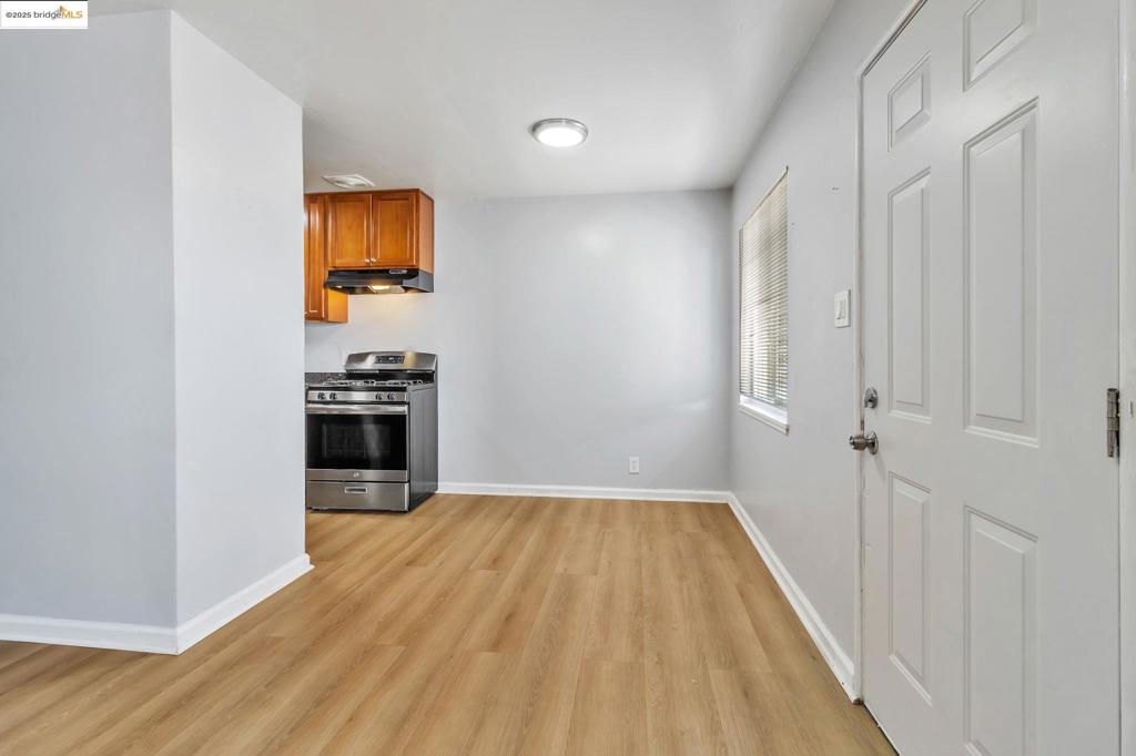 BERKELEY CENTRAL - Residential Income