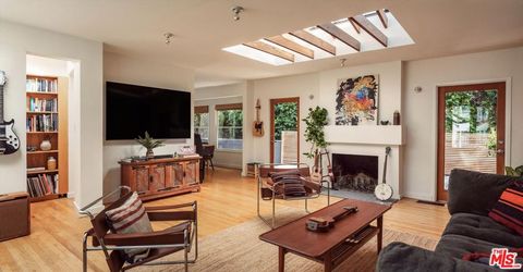 8518 Appian Way Los Angeles CA 90046