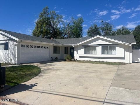 Photo of 1965 Fitzgerald Road, Simi Valley, CA 93065 (MLS # 226001513)