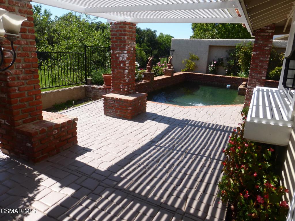 Ben Johnson Fairway NR-745 - 745 - Residential Lease