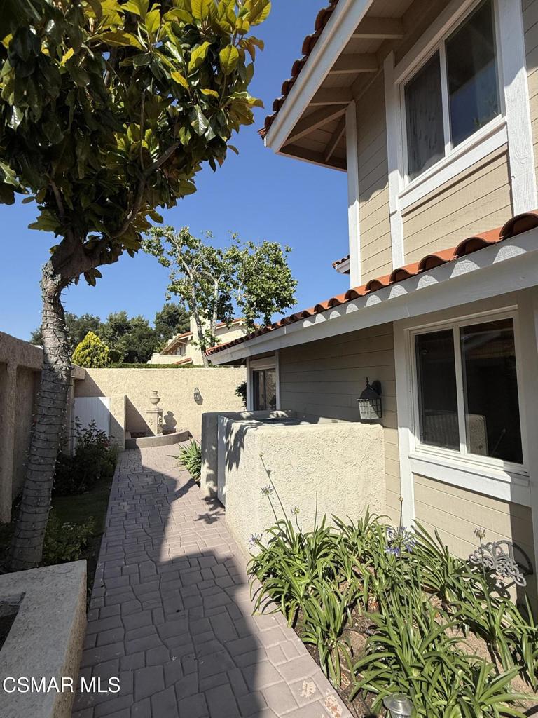 Ben Johnson Fairway NR-745 - 745 - Residential Lease