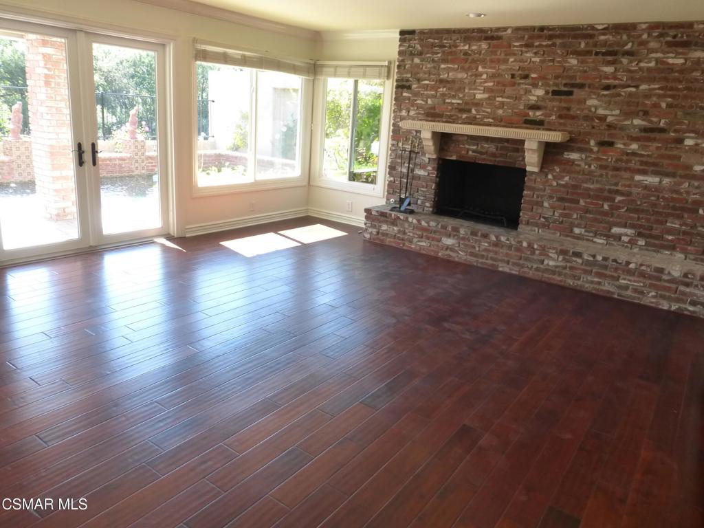 Ben Johnson Fairway NR-745 - 745 - Residential Lease