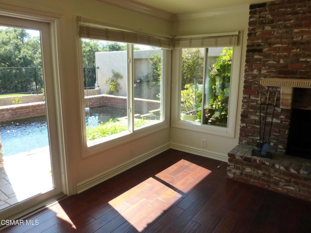 Ben Johnson Fairway NR-745 - 745 - Residential Lease