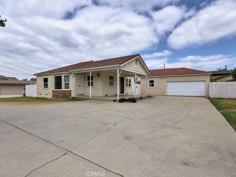 4265 Crescent Ave Cypress CA 90630