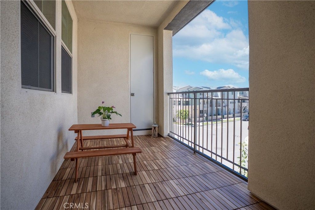 listing image 130723439874190790191