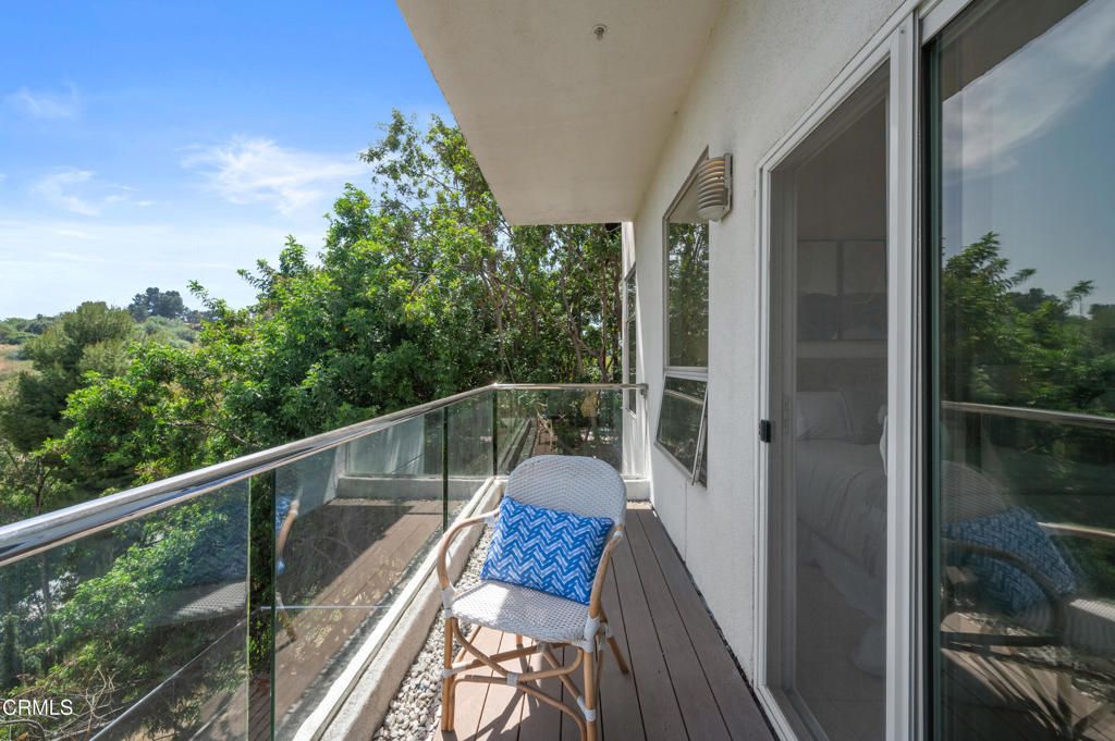 listing image 130728000426580773065