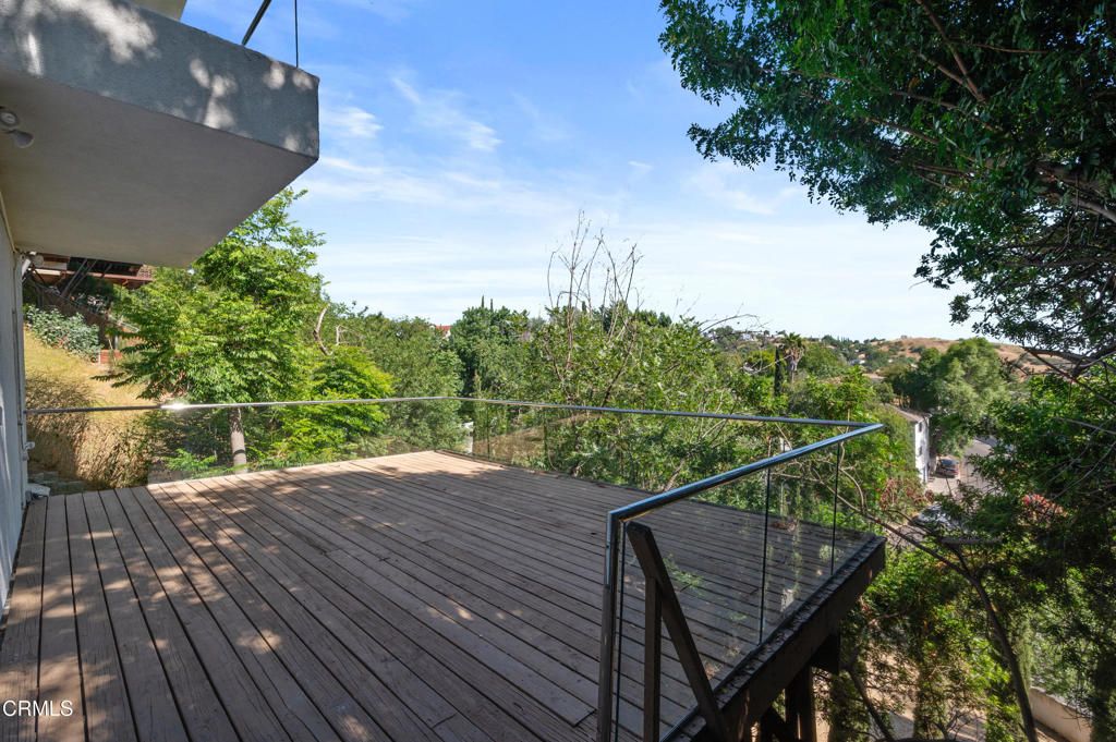listing image 130722280958229361661