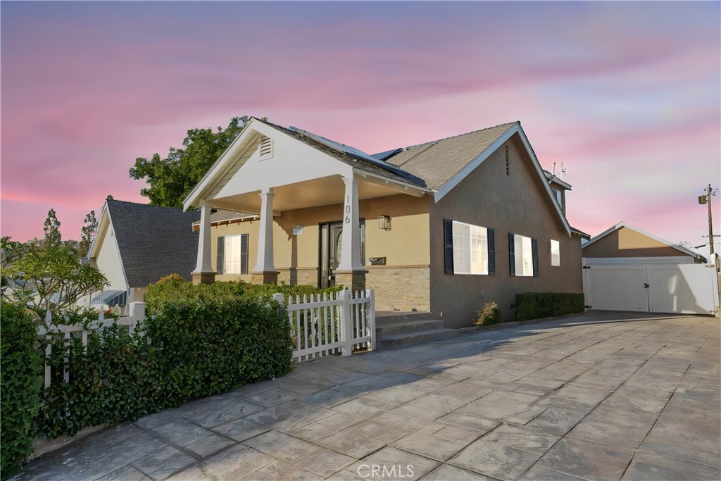 106 S Redwood Avenue