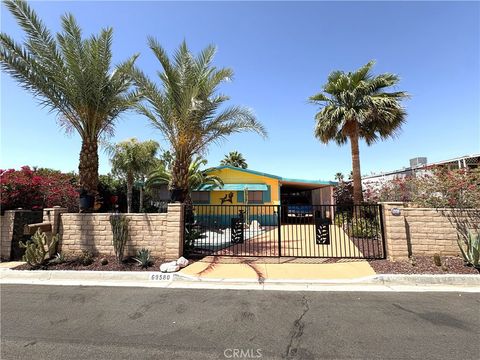Photo of 69580 Valley View Dr, Desert Hot Springs, CA 92241 (MLS # PW26086725)