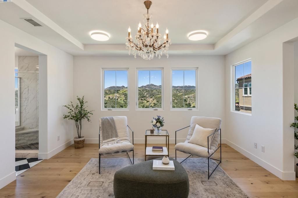 listing image 130727143322032085427