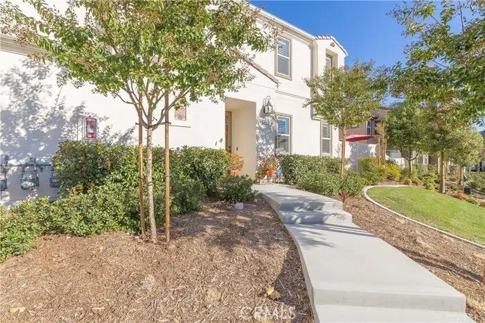 31827 Calle Brio