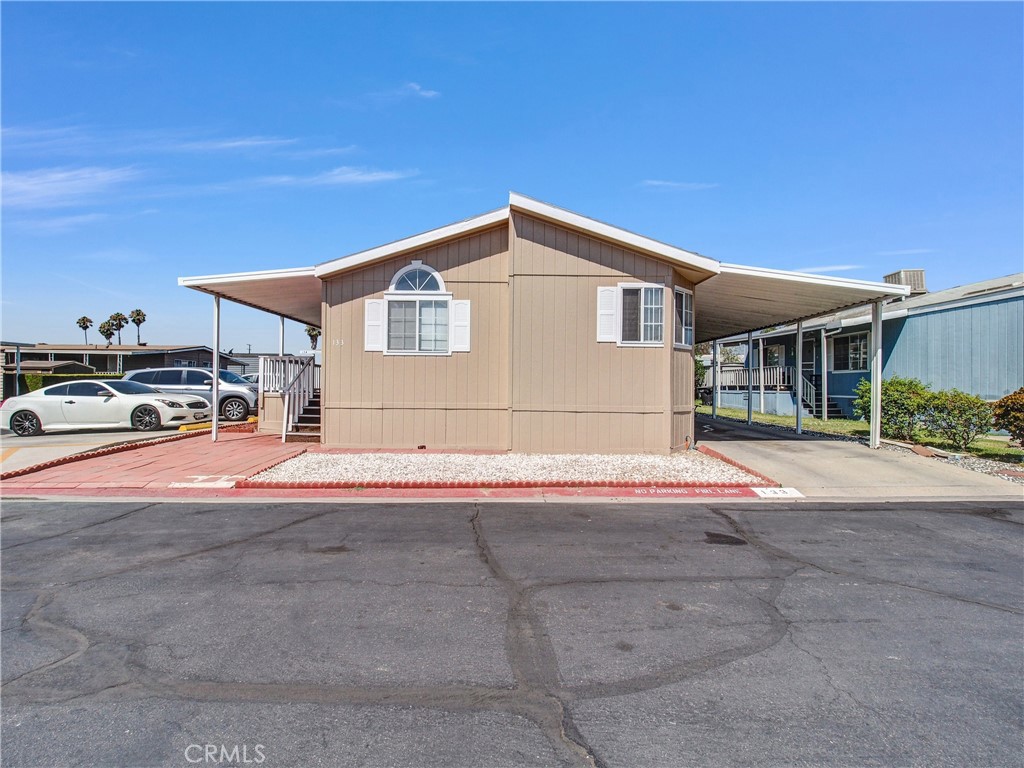 Welcome to your dream home at 1855 E Riverside Dr #133, Ontario, CA! This charming 3-bedroom, 2-bath residence offers comfort, convenience, and incredible potential. Featuring a dedicated laundry room and a freshly painted interior, this home is ready for you to make it your own. While it may need a few minor updates, the listing price already reflects this—giving you the opportunity to add your personal touches and instantly increase its value.
Ideally located near the 60, 15, and 10 freeways, commuting is a breeze, and you’ll love being close to local schools, shopping centers, parks, and dining options. The layout offers functional living space with plenty of room to relax, entertain, and grow. Whether you’re a first-time buyer or looking for a smart investment, this Ontario home is the perfect blend of affordability, location, and potential. Don’t miss your chance—schedule a showing today!