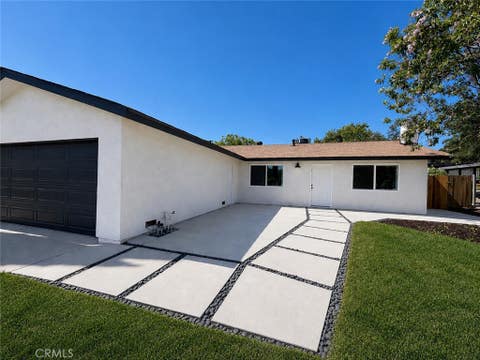 Tiny photo for 1107 Patricia Ln, Paso Robles, CA 93446 (MLS # NS26111989)