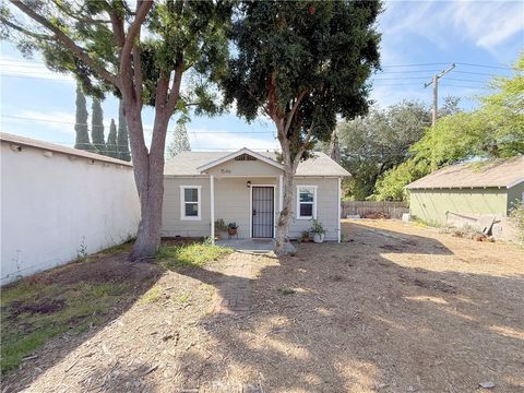 Photo of 1546 Whitefield Road, Pasadena, CA 91104 (MLS # GD26064108)