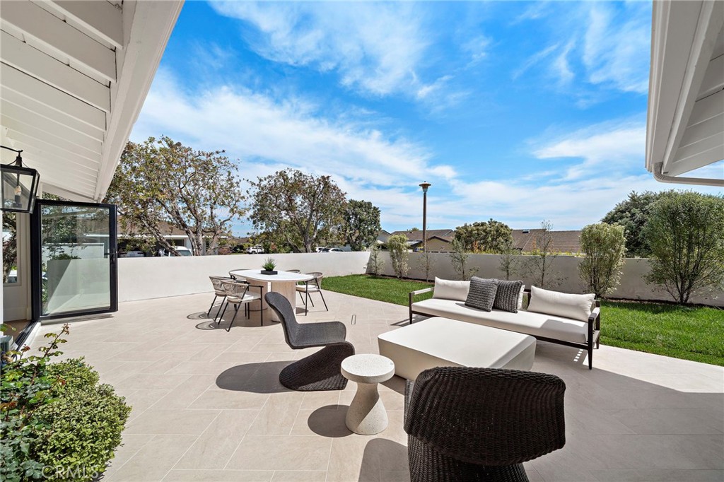 11 Jetty, Corona Del Mar CA 92625 - Photo 32