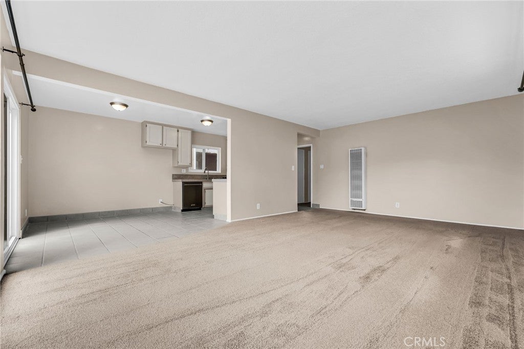 217 N Juanita B