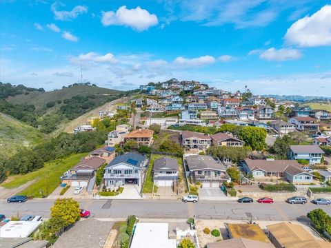Tiny photo for 940 Tulare St, Pismo Beach, CA 93449 (MLS # SC26041343)