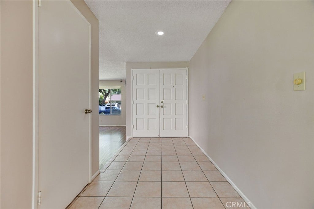 1010 W Orange