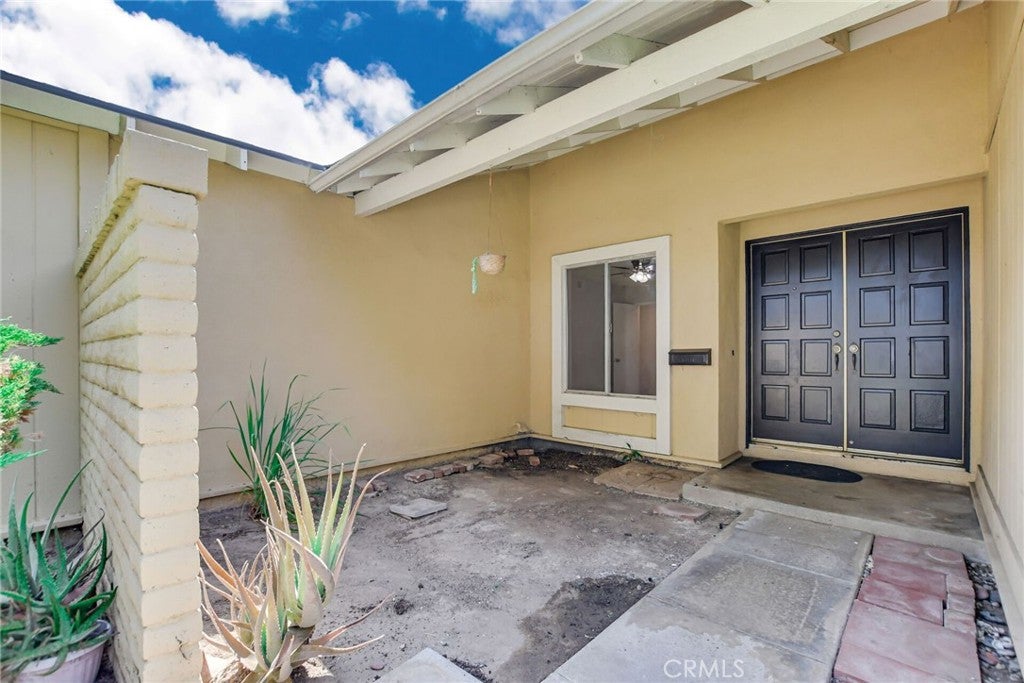 1010 W Orange