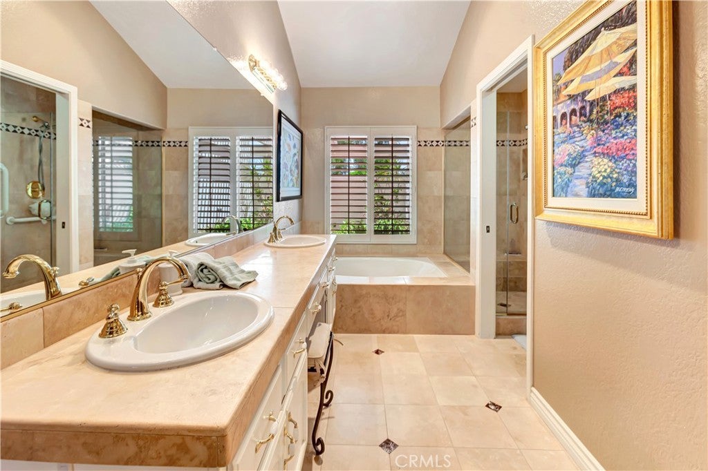32065 Via Flores, San Juan Capistrano CA 92675 - Photo 19