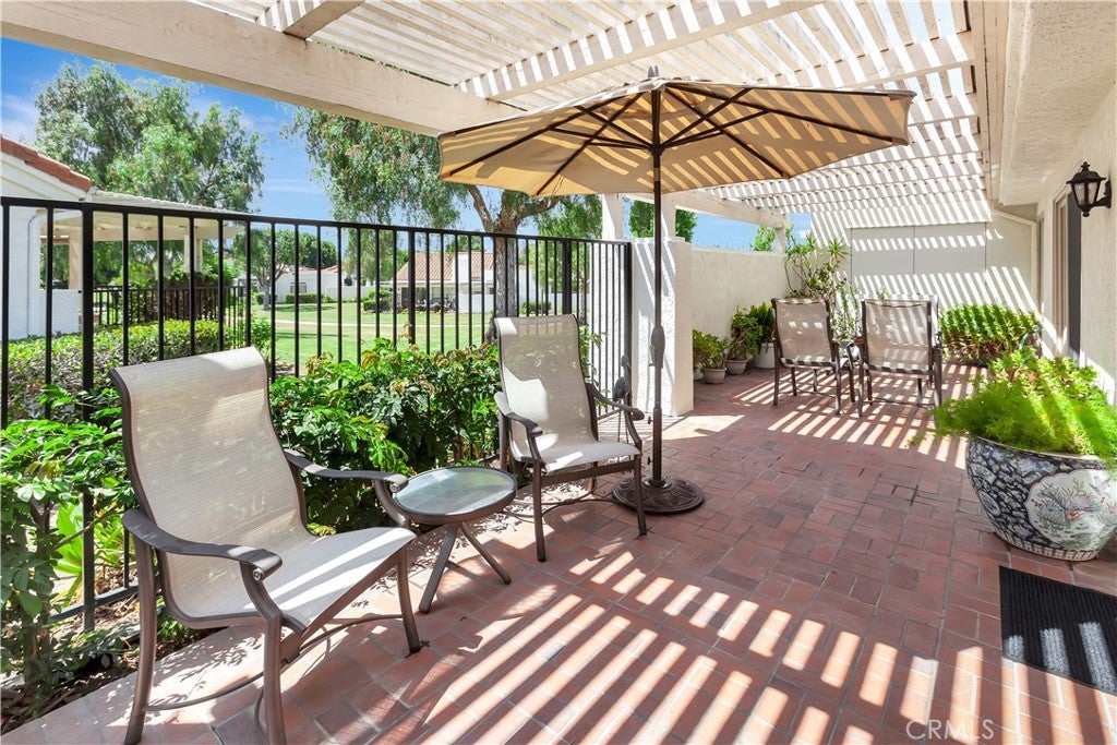 32065 Via Flores, San Juan Capistrano CA 92675 - Photo 16