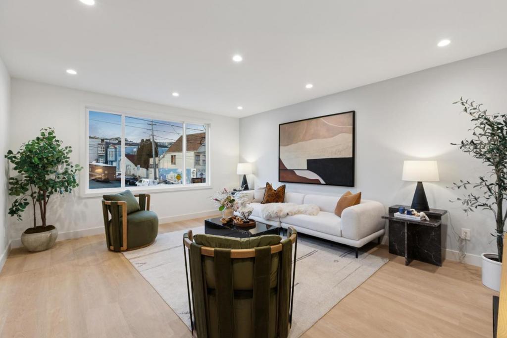 2629 San Jose Avenue