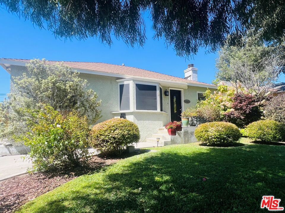 6727 W 88th Street