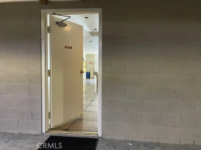 Sherman Oaks, California 91423, United States, 2 Bedrooms Bedrooms, ,3 BathroomsBathrooms,Residential,Active,234354