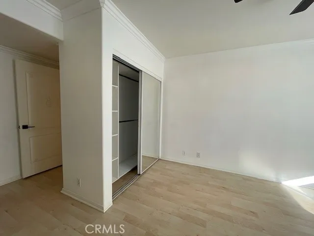 Sherman Oaks, California 91423, United States, 2 Bedrooms Bedrooms, ,3 BathroomsBathrooms,Residential,Active,234354