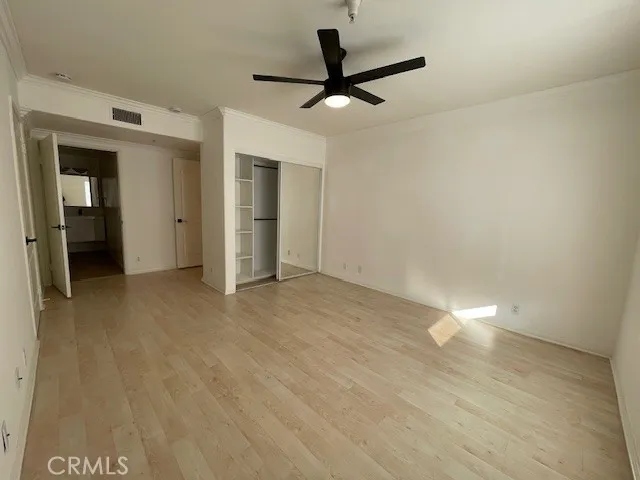 Sherman Oaks, California 91423, United States, 2 Bedrooms Bedrooms, ,3 BathroomsBathrooms,Residential,Active,234354