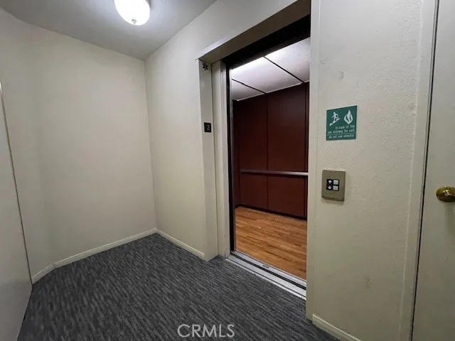 Sherman Oaks, California 91423, United States, 2 Bedrooms Bedrooms, ,3 BathroomsBathrooms,Residential,Active,234354