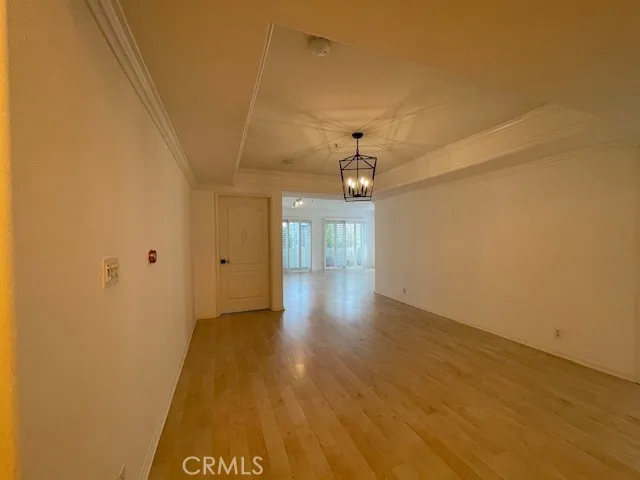 Sherman Oaks, California 91423, United States, 2 Bedrooms Bedrooms, ,3 BathroomsBathrooms,Residential,Active,234354