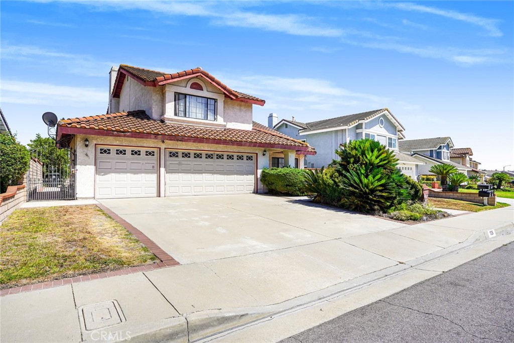 1126 Pebblewood Drive