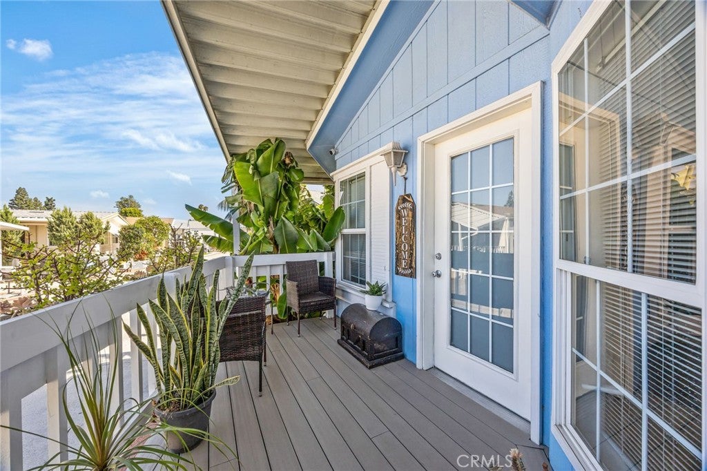 122 S Colombo Lane 77
