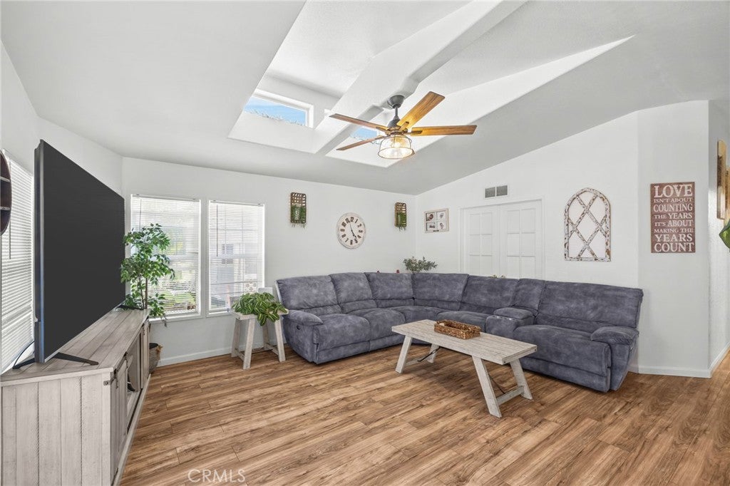 122 S Colombo Lane 77