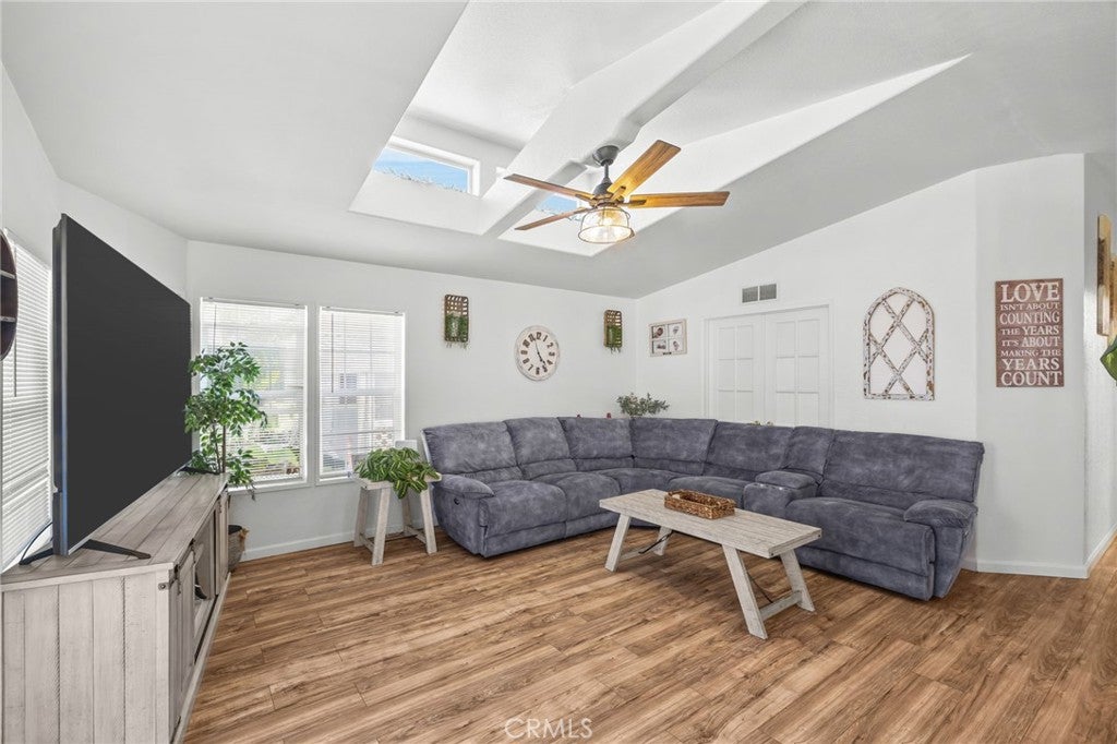 122 S Colombo Lane 77