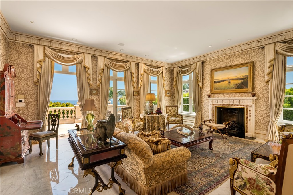 145 Irvine Cove Court