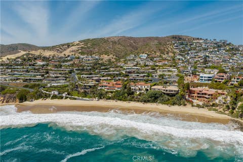 Photo of 145 Irvine Cove Court, Laguna Beach, CA 92651 (MLS # LG26122257)