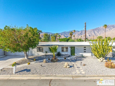 Photo of 963 S Paseo Caroleta, Palm Springs, CA 92264 (MLS # 26993243PS)