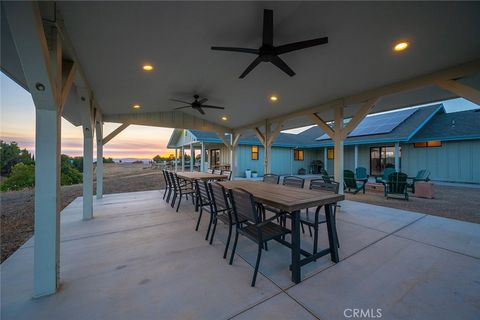 Tiny photo for 5602 Prancing Deer Place, Paso Robles, CA 93446 (MLS # NS26056615)