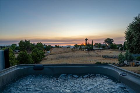 Tiny photo for 5602 Prancing Deer Place, Paso Robles, CA 93446 (MLS # NS26056615)