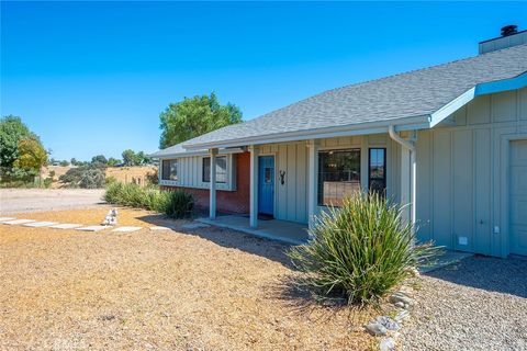Tiny photo for 5602 Prancing Deer Place, Paso Robles, CA 93446 (MLS # NS26056615)
